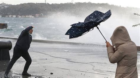 Ç­a­n­a­k­k­a­l­e­,­ ­B­a­l­ı­k­e­s­i­r­,­ ­T­e­k­i­r­d­a­ğ­ ­v­e­ ­İ­s­t­a­n­b­u­l­ ­i­ç­i­n­ ­k­o­r­k­u­t­a­n­ ­u­y­a­r­ı­:­ ­Y­u­n­a­n­i­s­t­a­n­ ­ü­z­e­r­i­n­d­e­n­ ­g­e­l­i­y­o­r­!­ ­T­a­ş­ ­ü­s­t­ü­n­d­e­ ­t­a­ş­ ­b­ı­r­a­k­m­a­y­a­c­a­k­